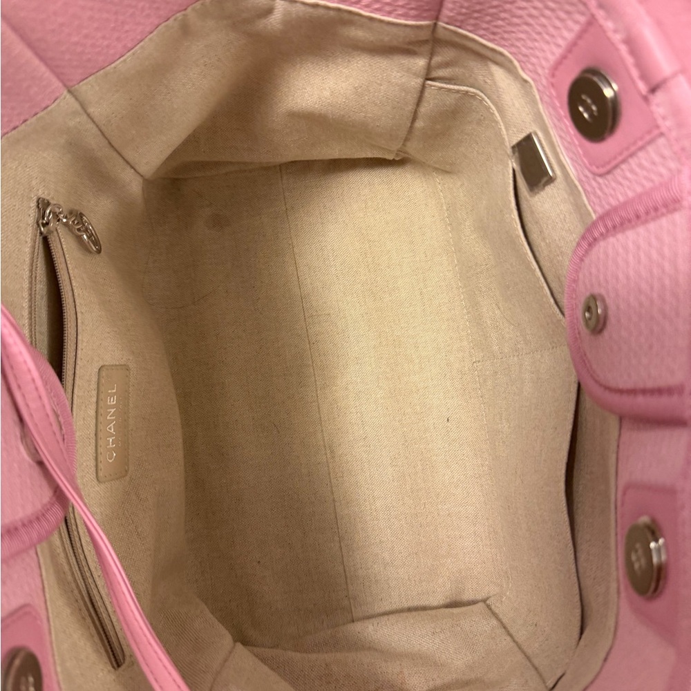 CHANEL Light Pink Canvas Logo Tote with Chain-Strap - Picture 2 of 8